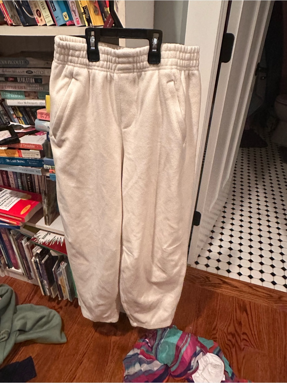 aerie Cream Fleece Sweatpants with Pockets